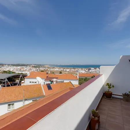 Panoramic Ocean View-steps To Historic Centre And Lagos